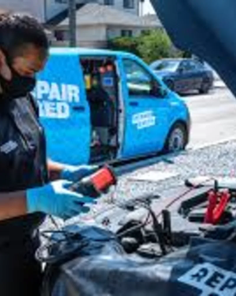 Mobile mechanic using SoloPayLink